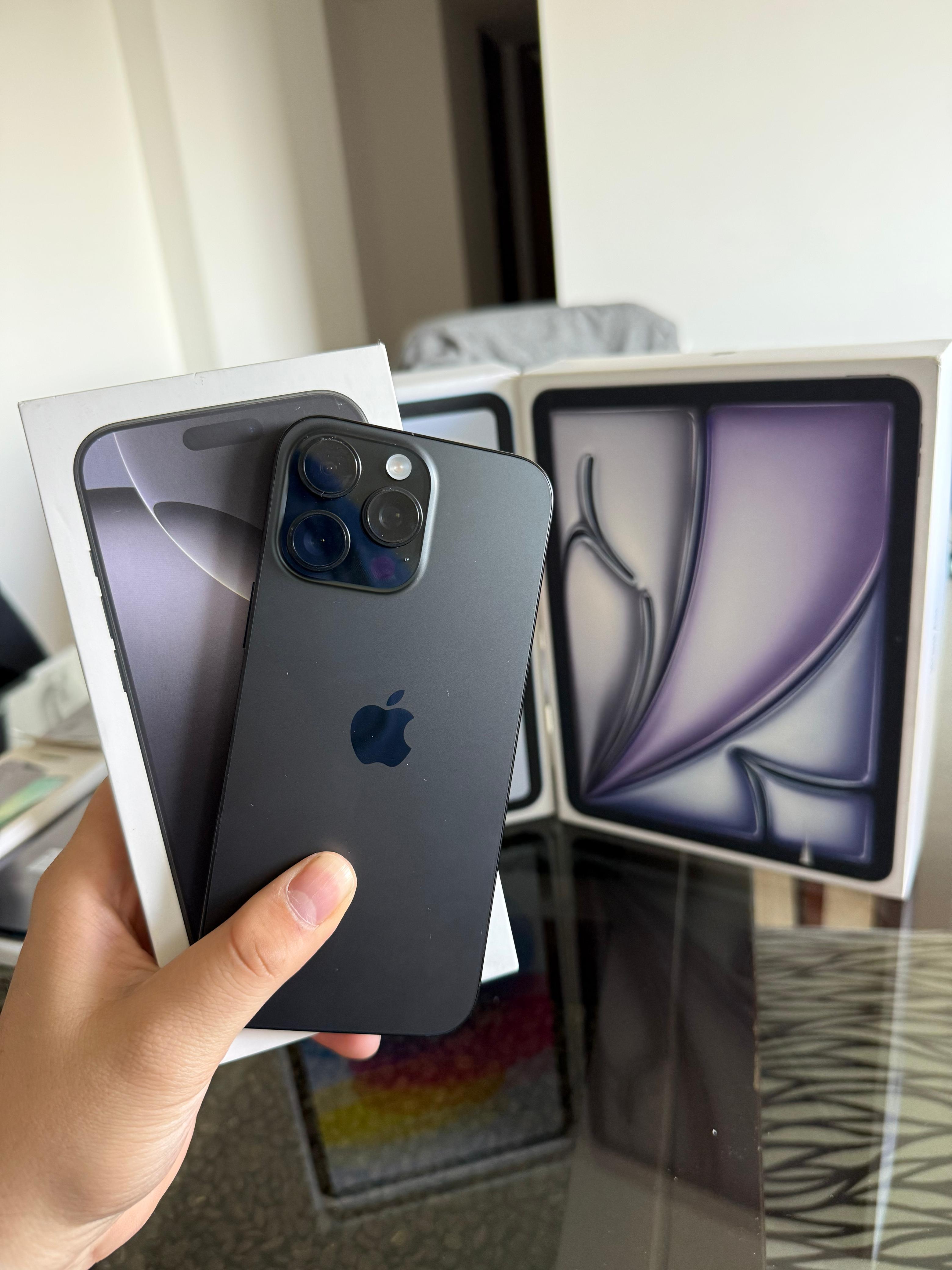 Apple iPhone 16 Pro Max